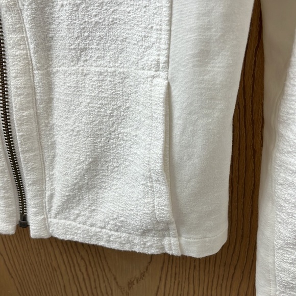 CAbi #715 White Lace Occasion Jacket, Size Medium - Picture 5 of 11